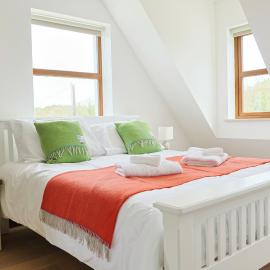Meadow View House - Spacious Family Retreat in the Heart of Donegal: Donegal şehrinde bir otel