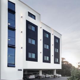 Pension Inn, hotel v mestu Geoje