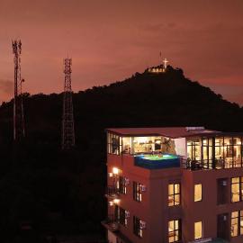 GHIELLANIQA INN