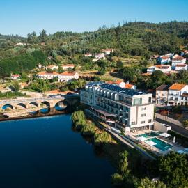 Hotel Vouga，聖佩德羅溫泉的飯店