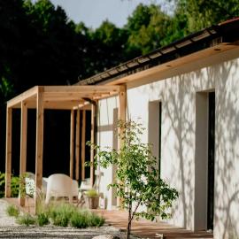Balia i Las Domek nad jeziorem MoreLife House, hotelli kohteessa Tuczno