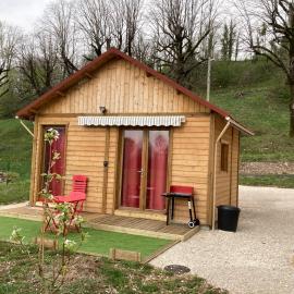 La p'tite maison bois du hérisson, hotel Ménétrux-en-Joux városában