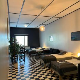 Hotelli Keskipiste, hotel a Kärsämäki