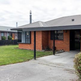 Cute as a button! Sky TV, Wifi, Great Location