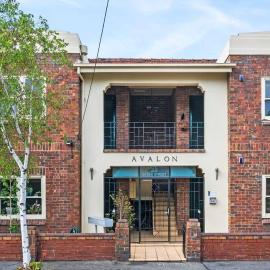 Awesome Albert Park Art Deco Gem 2 Bedroom Bevan 2
