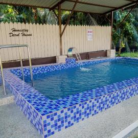 Adorable 2-bedroom home with Pool, Wi-Fi and BBQ: Rembau şehrinde bir otel