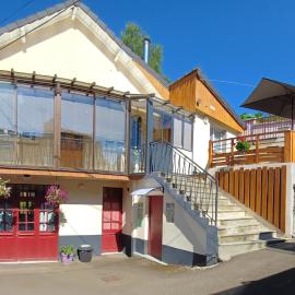 Les Planchettes, hotell i Orcival