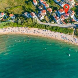 Apartmani MAJA, hotel u gradu Nin