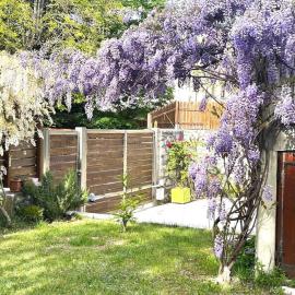 Monolocale con giardino, Hotel in Villa Opicina