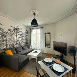 La vogue studio - proche gare RER E, hotel in Villemomble