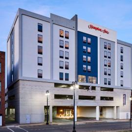 Hampton Inn Massillon, hotel a Massillon
