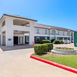 Quality Inn Bastrop，巴斯特羅普的飯店