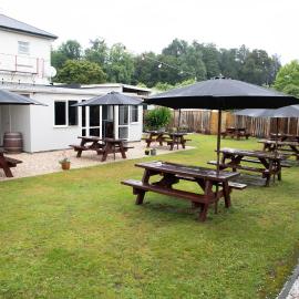 The Wakefield Bar and Restaurant Ltd, хотел в Wakefield