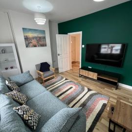 Alexandra Apartment -Secured Parking -2 Bedrooms, hotel a Crewe