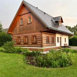 Chalupa Vrchlabi, hotel in Vrchlabí