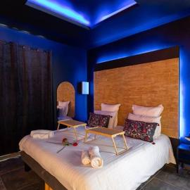 Le Pont des Amoureux Jacuzzi Wifi, hotel in Cournon-dʼAuvergne
