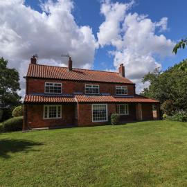 Moon Field Lodge