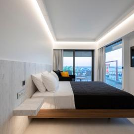 Luxury Beachfront Rooms, hotel in Paralia Katerinis