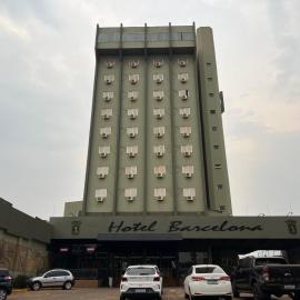 Hotel Barcelona, hotell i Ponta Porã