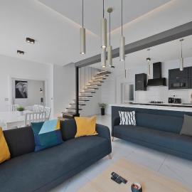 Boutique Apartment Owned by Emperor Peter The Great With 2 Balconies & Jacuzzi