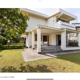 Magnifica villa a Fregene, hotel Fregenében