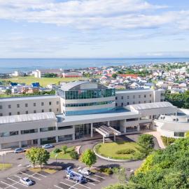 LiVEMAX Resort Upopoi Shiraoi Onsen – hotel w mieście Shiraoi