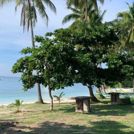 palanas white sand beach resort, hotel en Himensulan