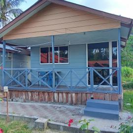 Sidi Beachfront Bungalows, hotel in Tiga Papan