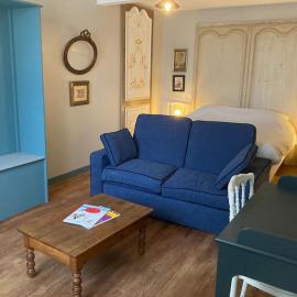 Maison entière de 2 à 6 personnes, hôtel à Sées