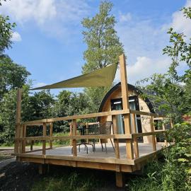 Tiny House De Kwekfink, хотел в Westergeest