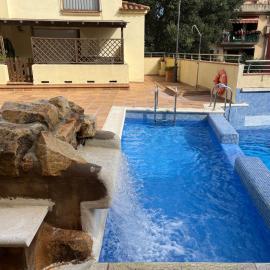 Casa con piscina en el Casco Historico, hotel in Tossa de Mar