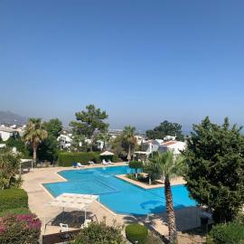 Peaceful 2 bed apartment with beautiful views
