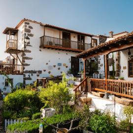 Casa Rural Tajona & Granero