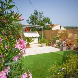 Villa Rosa, hotel v destinácii Jelsa