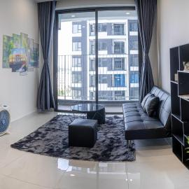 The Emerald Golf View Apartment - Smell House by Phuoc Nguyen