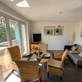Luminous apartment in Kehl near Strasbourg, conveniently located next to a tram stop with direct access to Strasbourg city centre, ξενοδοχείο σε Kehl am Rhein