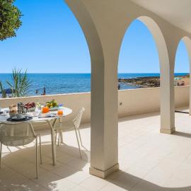 Brezza Marina, hotel a Calabernardo
