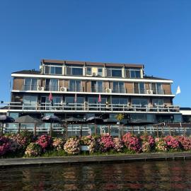 Hotel aan de Linge, отель в городе Kedichem