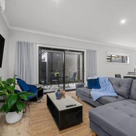 New Central 2 bedroom townhouse, hotelli kohteessa Beechworth
