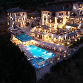 KERCULLA Resort, hotell i Gjirokastra