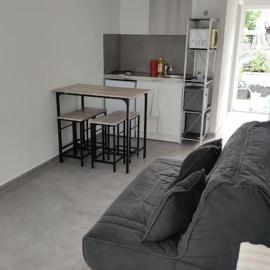 Appart cosy proche gare RER E entre Paris-Disney, hotell i Pontault-Combault