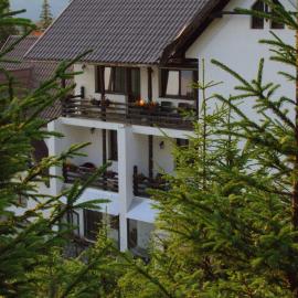 Cetina, hotel em Ranca