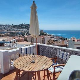Casa céntrica con terraza y patio