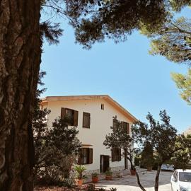 Villa Shanti a Romitello - "RUSTIC" & "ETHNIC" apartments, hotel v mestu Borgetto