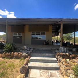 Karibu Self-Catering Unit 1, מלון באומרורו