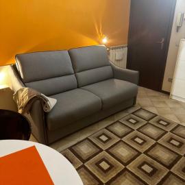 Appartamento GEAs, hotelli kohteessa Casale Monferrato