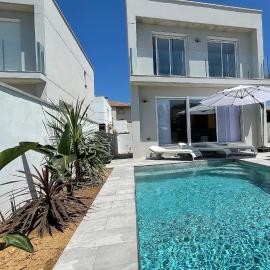 Belle villa contemporaine piscine privée