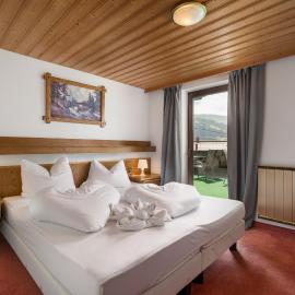 Gruppenhaus Weinberghof mit Kino, Spa & Terrasse