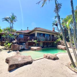 Hoylake Inn, hotelli kohteessa East London