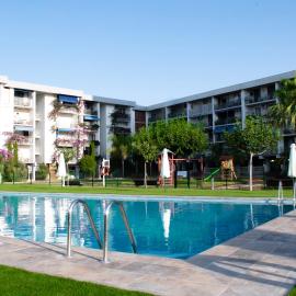 Agaró Cambrils Apartments, hotel sa Cambrils